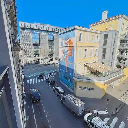 Le 13or - De Charme En Plein Centre Avec Parking Et Jolie Terrasse - Panier Joliette Vieux Port Daire